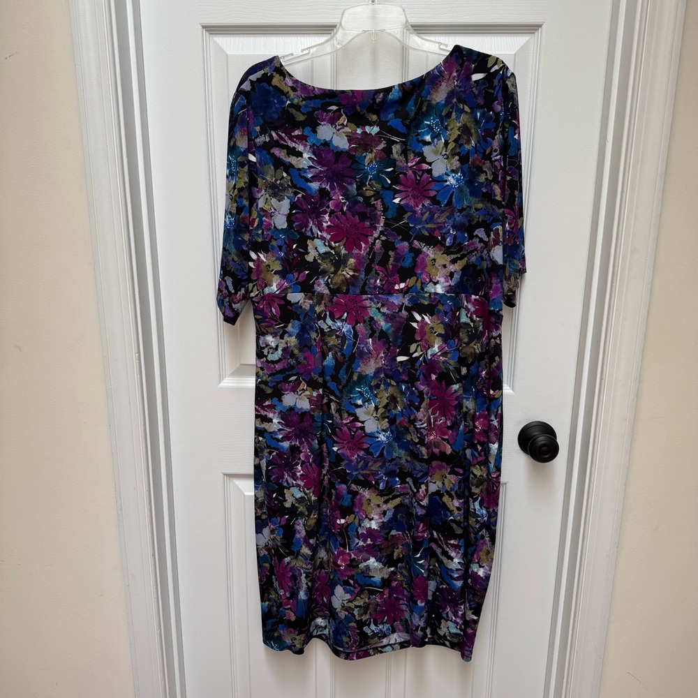 Connected Apparel Floral Dress Gathered waist no wrinkle 3/4 sleeve 20W - Picture 9 of 10